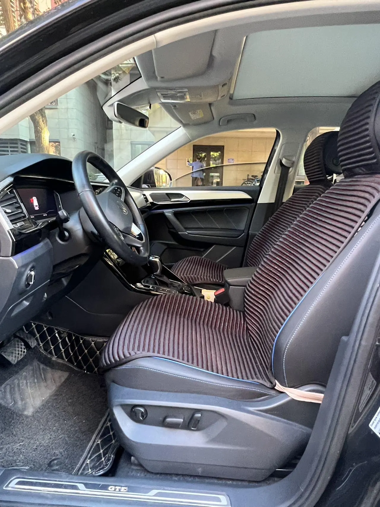 Volkswagen 2020 GTE 1.4T Honorable Automatic Gear 4