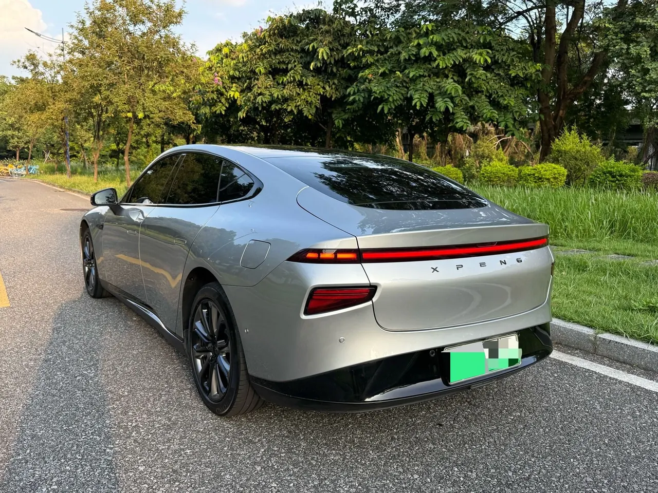 Xpeng 2020 P7 Rear Drive Long Endurance Smart Edition Automatic Gear 3