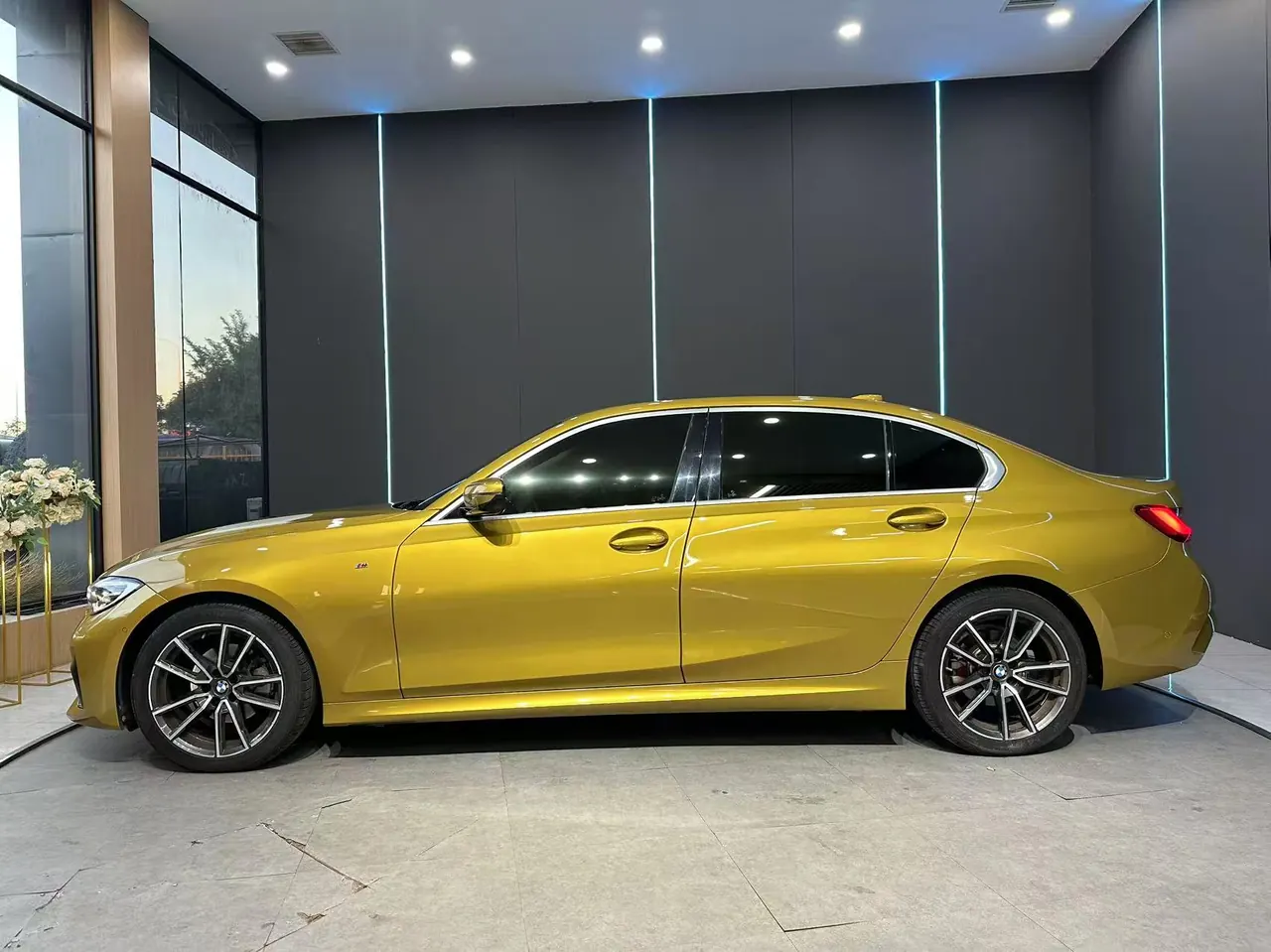 BMW 3 Series 2020 325Li 2.0T M Sports Suit Automatic Gear 5