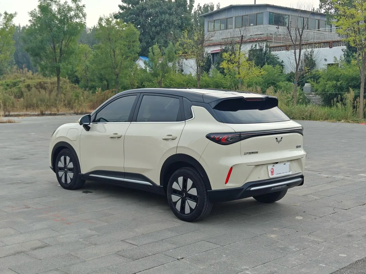 WuLing 2025 Plantronics S 430km Exclusive Automatic Transmission 8