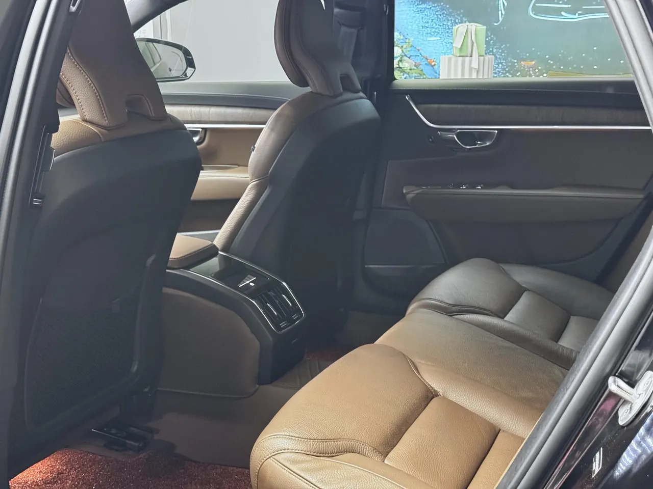 Volvo 2025 S90 48V 2.0T B5 Zhiyuan Deluxe Edition Automatic Gear 6