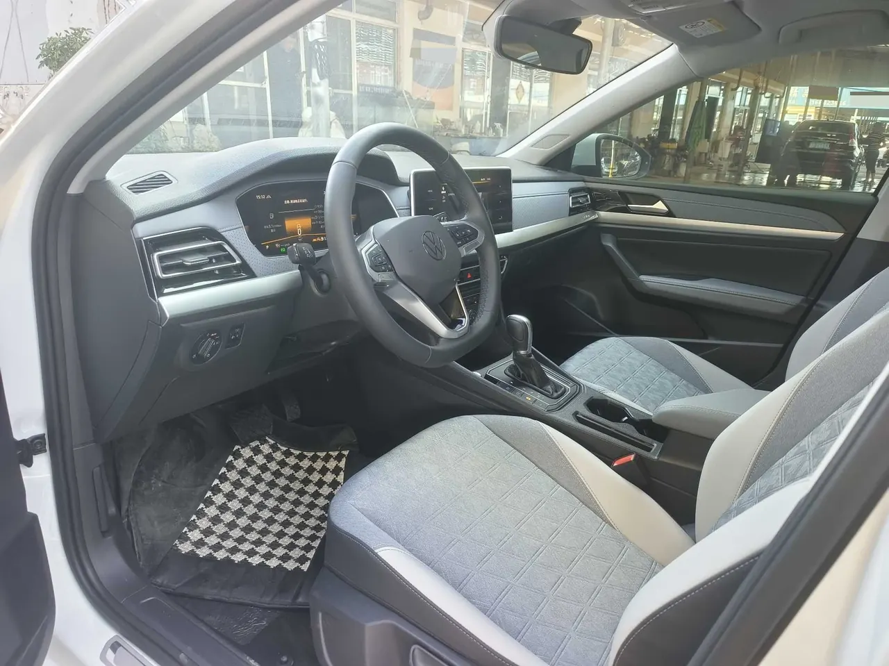 Volkswagen 2024 Lavida 1.5TSI 300TSI Full Escape Automatic Gear 4