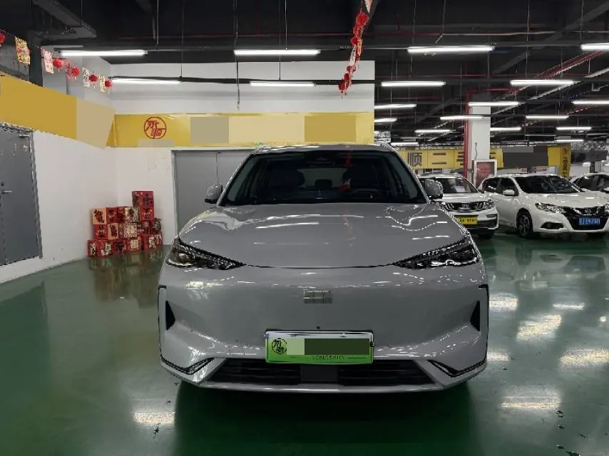 Geely Galaxy 2024 E 5 530km Starship Edition Automatic Gear 2