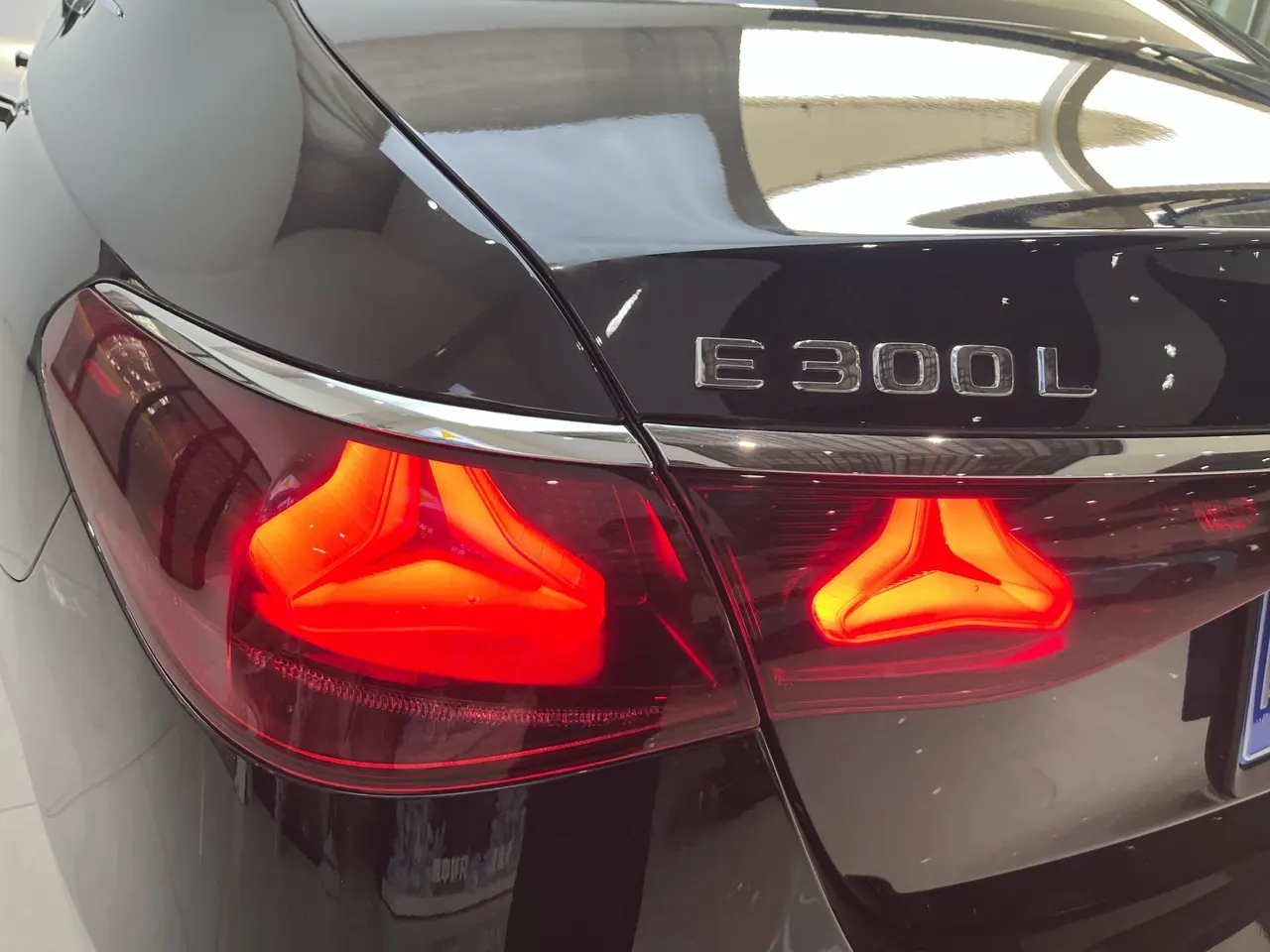 Mercedes Benz E-Class 2025 model E 300 L 48V 2.0T Luxury Edition Automatic 5