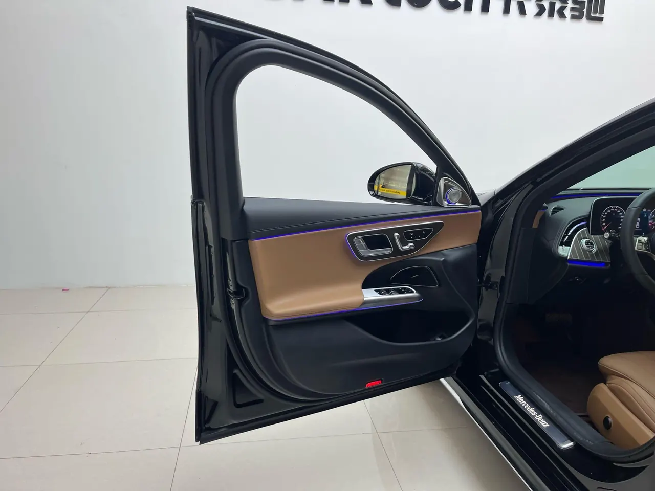 Mercedes Benz E-Class 2025 model E 300 L 48V 2.0T Luxury Edition Automatic 8