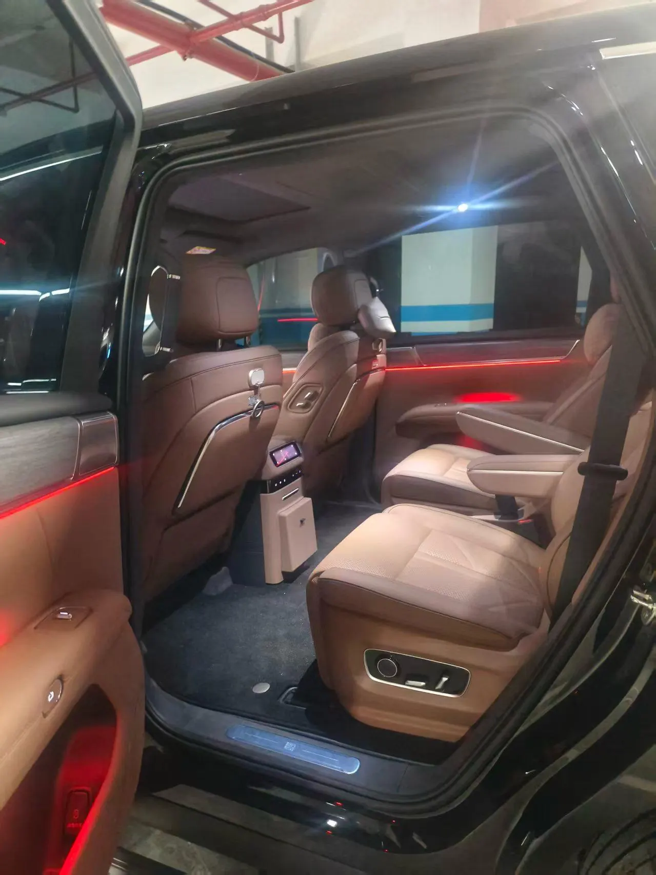 Huajing 2026 Huajing S 1.5T 235km 4-wheel drive dry Kun exclusive edition automatic gear 4