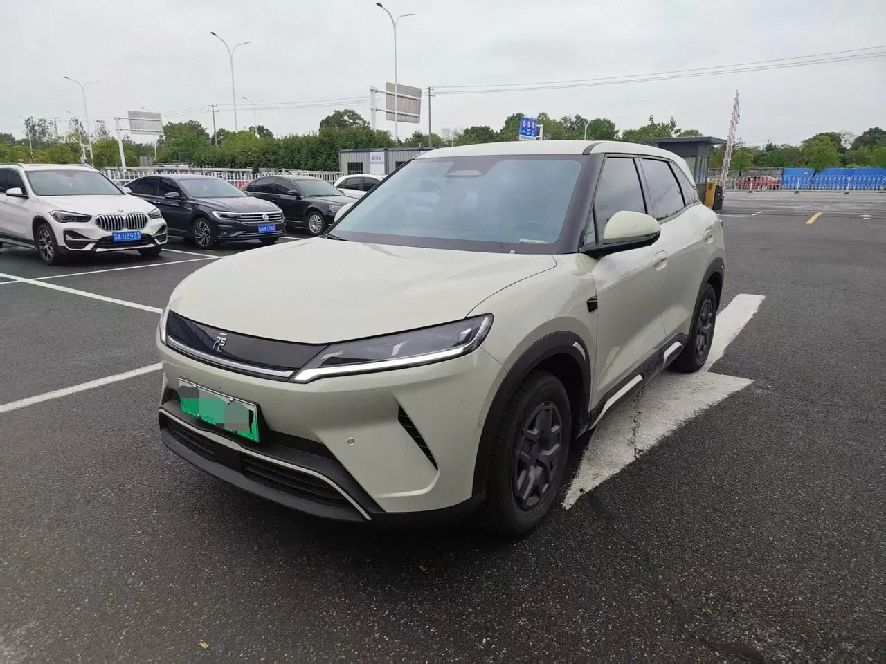Открыть галерею: BYD 2025 Yuan UP Smart Driving 401KM Vital Automatic Gear