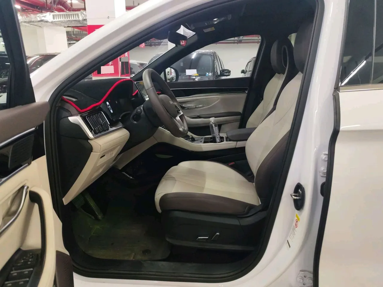 BYD Song PLUS New Energy 2025 Song PLUS DM-i 1.5 Stepless 112KM Honorable Automatic Gear 5