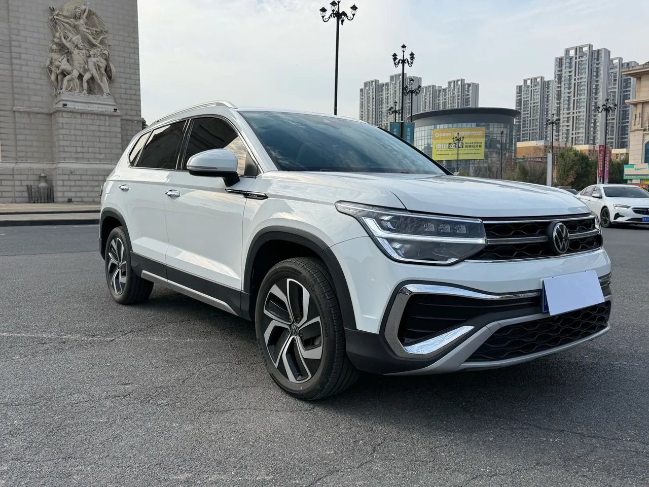 Volkswagen 2024 Tuyue 1.5TSI 300TSI Two-Drive Full Moon Edition Automatic Gear 12