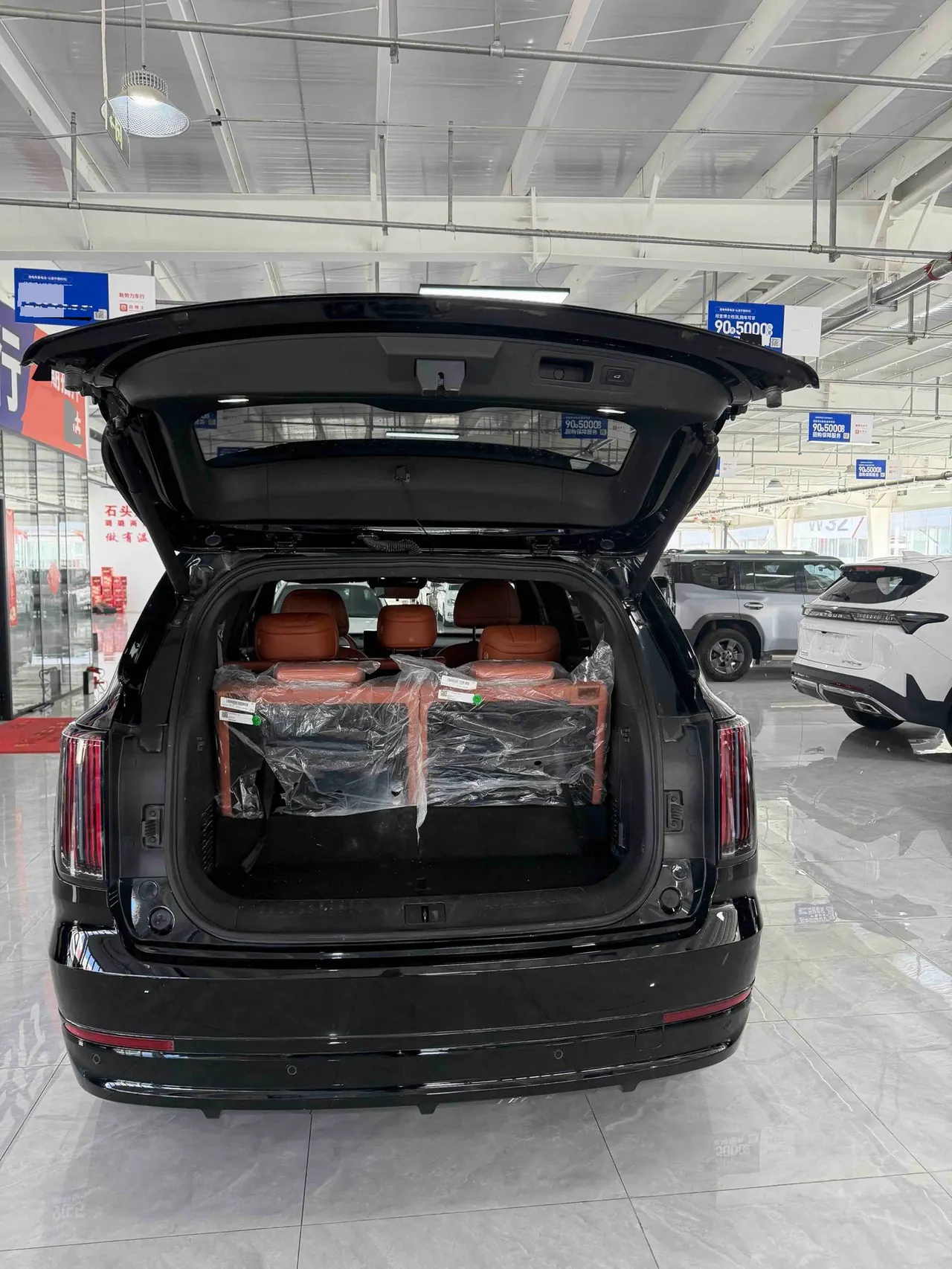 Jetour 2025 ShanHai L7 PLUS 1.5T 121km Deluxe Edition 7-seat Automatic Gear 8