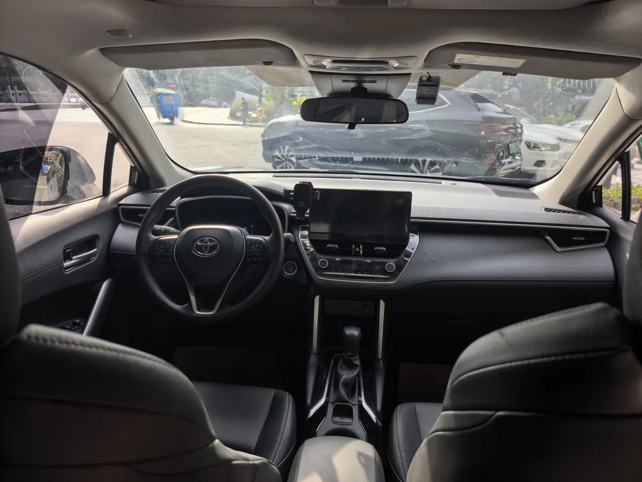 Toyota 2023 Fenglanda Shuangqing 2.0 Stepless Intelligent Electric Hybrid Deluxe Automatic Gear 2