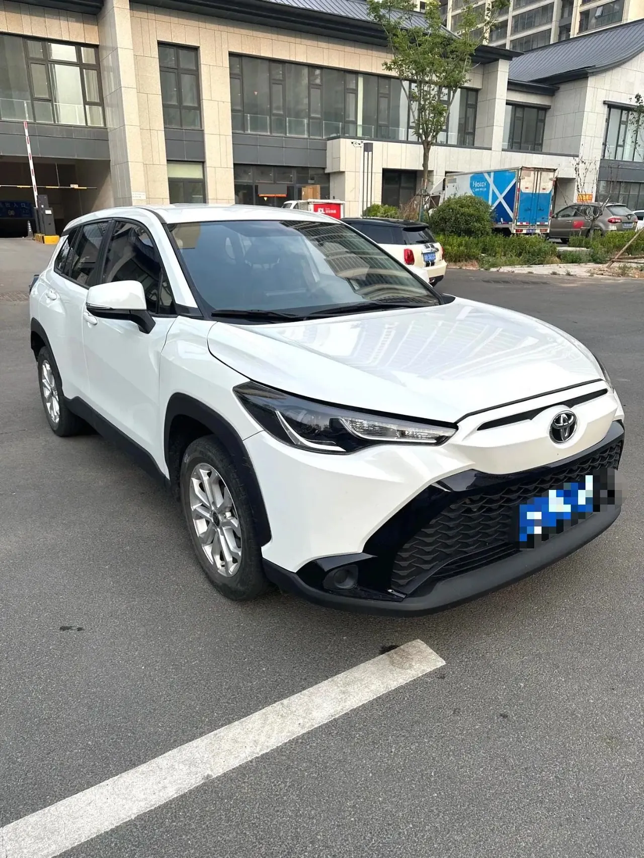 Toyota 2023 Fenglanda Shuangqing 2.0 Stepless Intelligent Electric Hybrid Premium Edition Automatic Gear 2