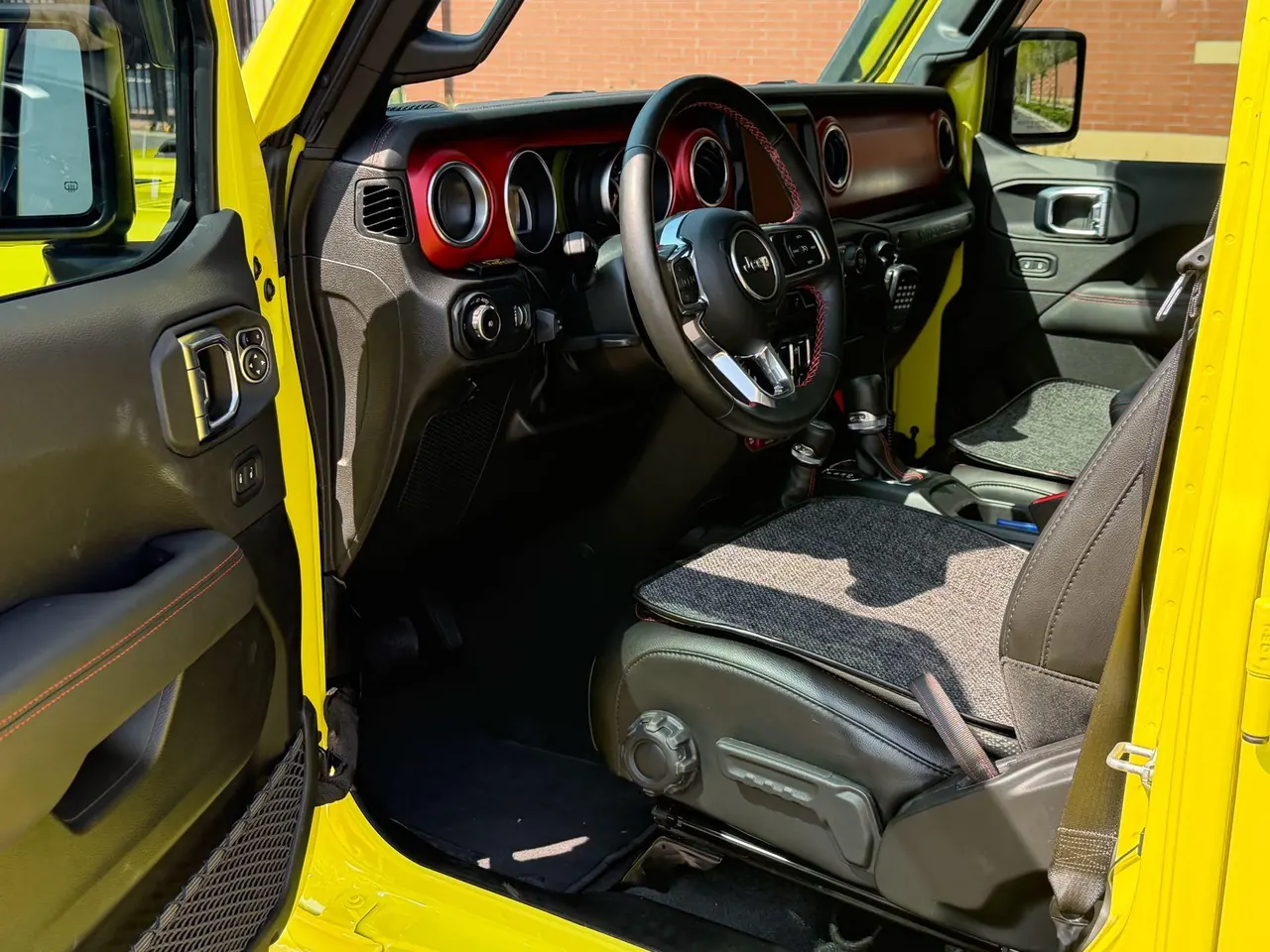 Jeep herdsman (Imported) 2024 herdsman 2.0T Robin Hood Four-door Automatic Gear 4