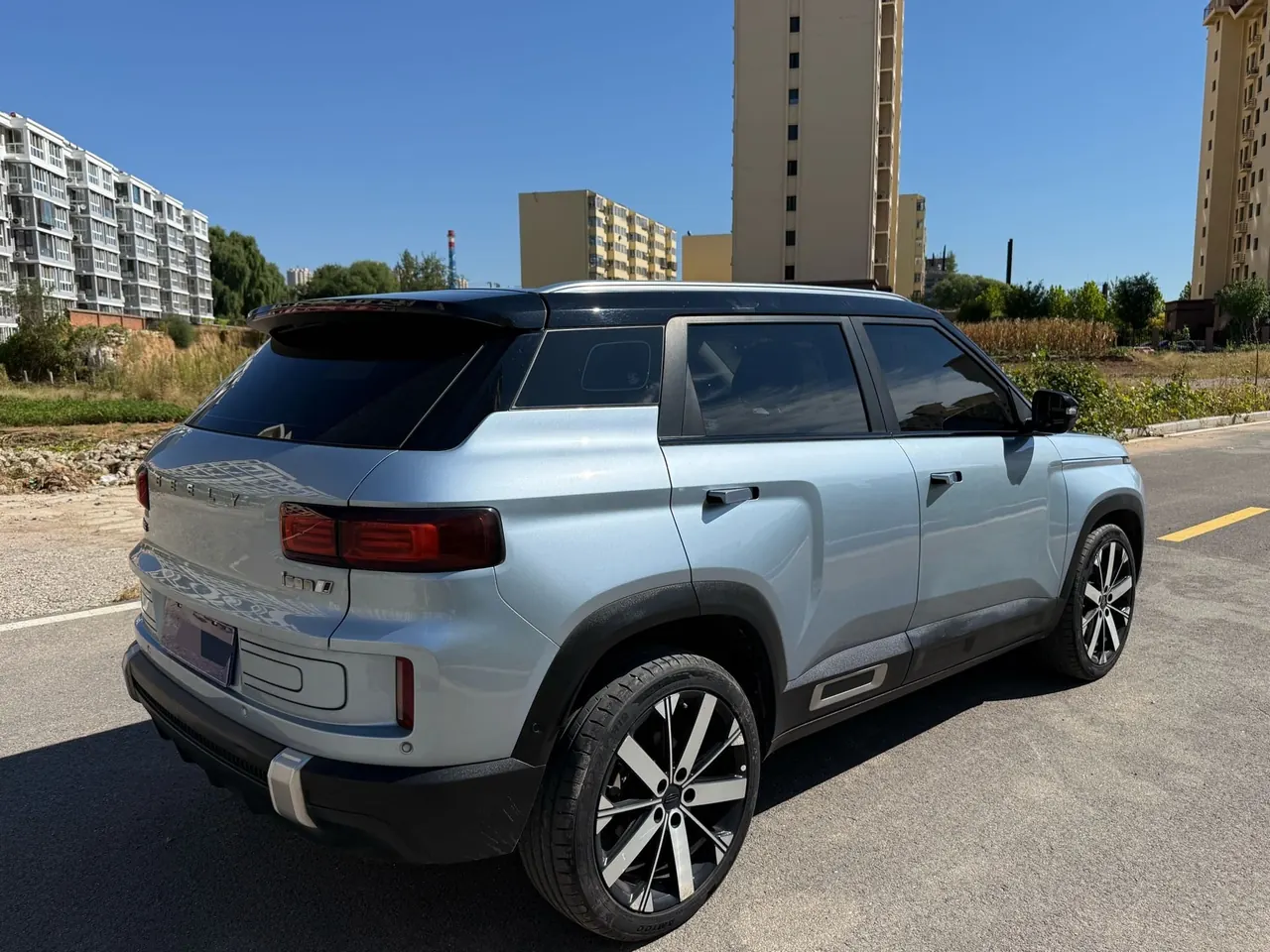 Geely 2023 icon 1.5TD chocolate alcohol version automatic gear 4