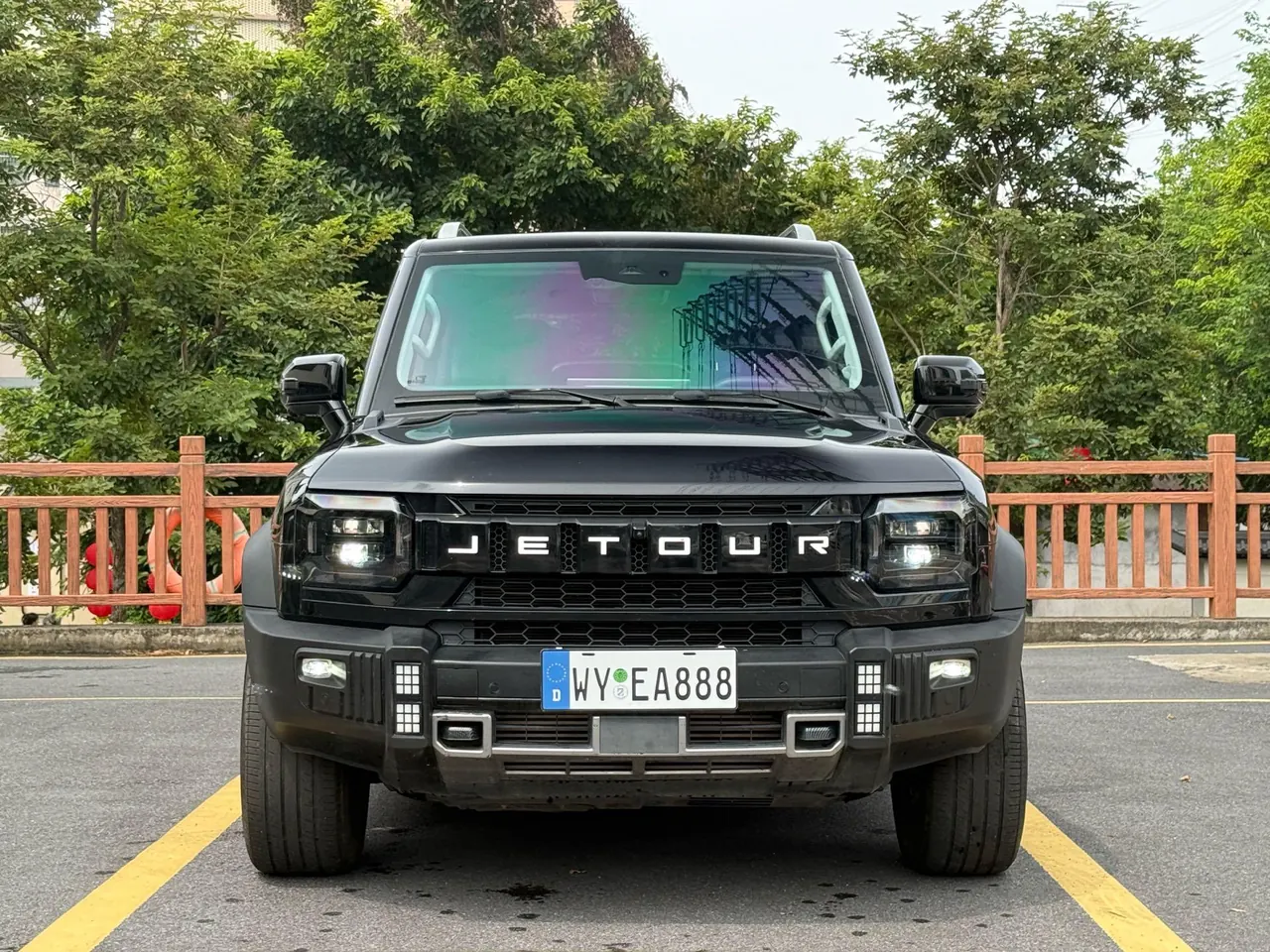 Jetour 2023 Traveler 2.0T Four-Wheel-Drive Cross-Country PRO Automatic 2