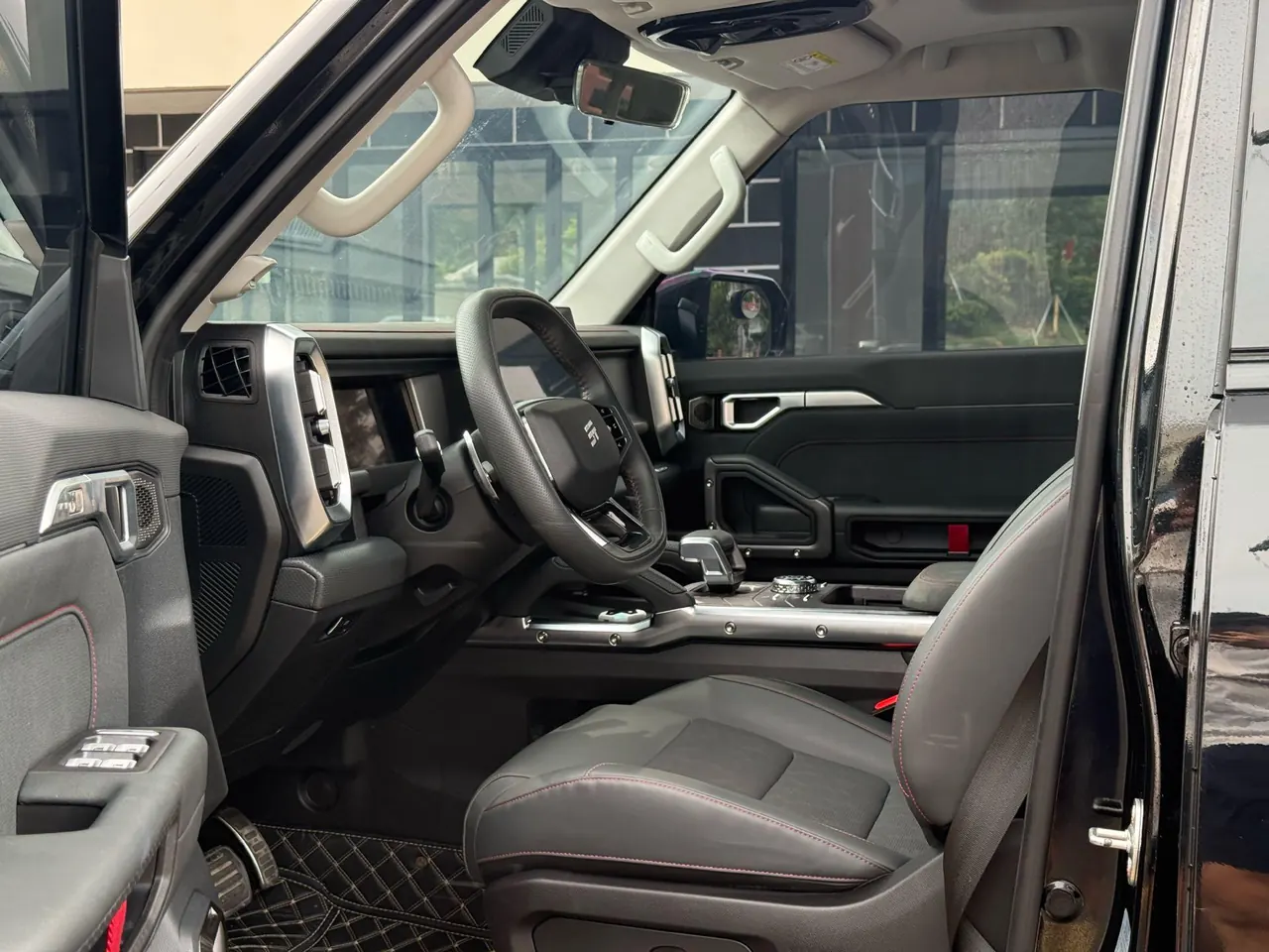 Jetour 2023 Traveler 2.0T Four-Wheel-Drive Cross-Country PRO Automatic 3