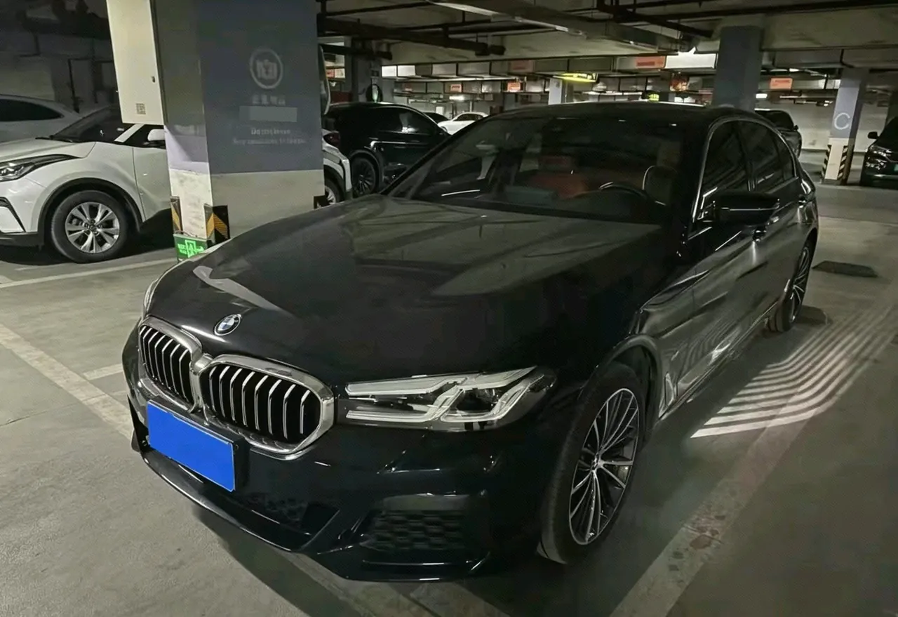 Открыть галерею: BMW 5 Series 2023 530Li 2.0T Leading M Sports Suit (Modified) Automatic Gear