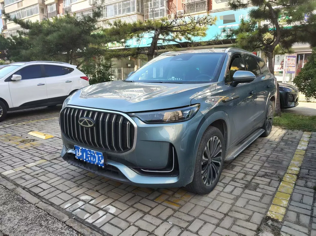 Chery 2023 Ruihu 9 2.0T 400T Two-Drive Deluxe Edition 5-seat Automatic Gear - View 1