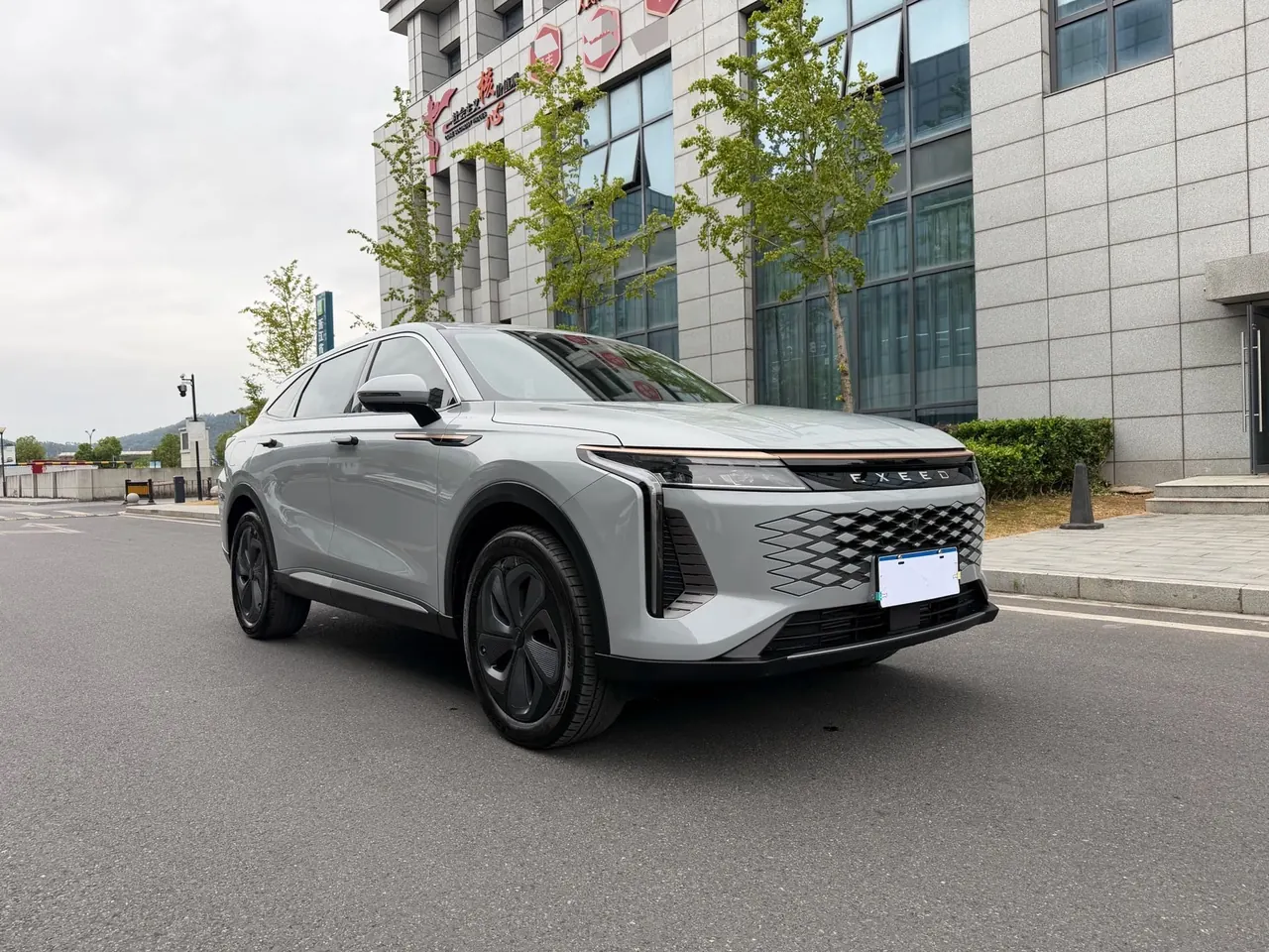 Xingtu 2023 Eta Eta Eta 2.0T 400T Four-wheel Drive Premium Edition Automatic Gear 3