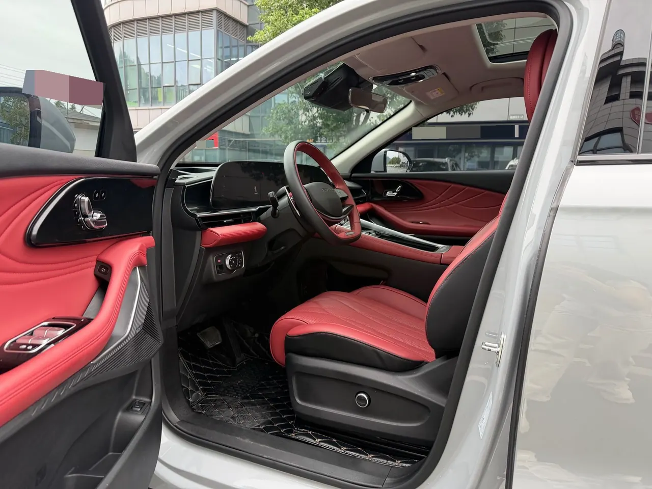 Xingtu 2023 Eta Eta Eta 2.0T 400T Four-wheel Drive Premium Edition Automatic Gear 9