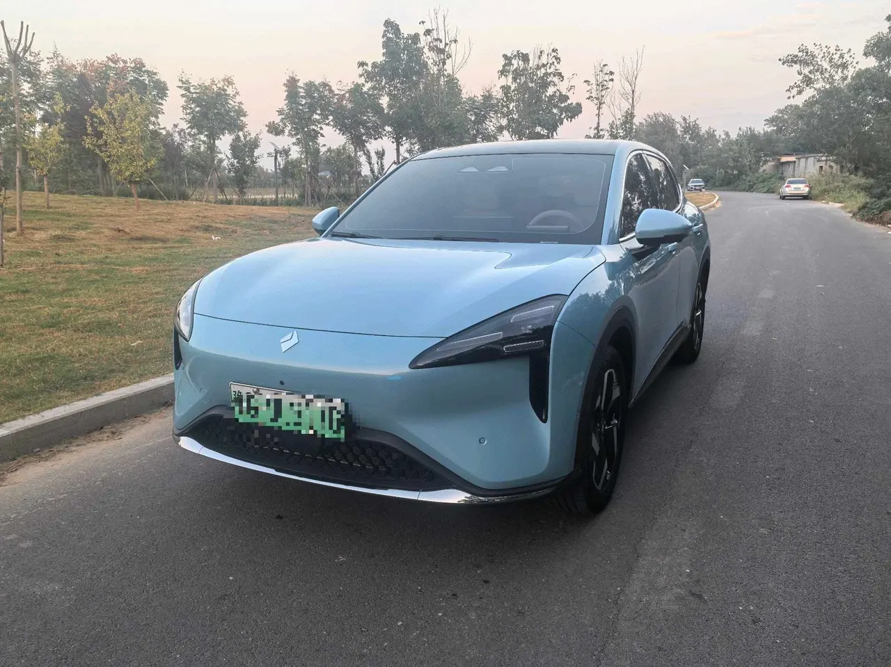 BaoJun 2024 Cloud Sea 600km Pure Electric Edition Automatic Gear - View 1