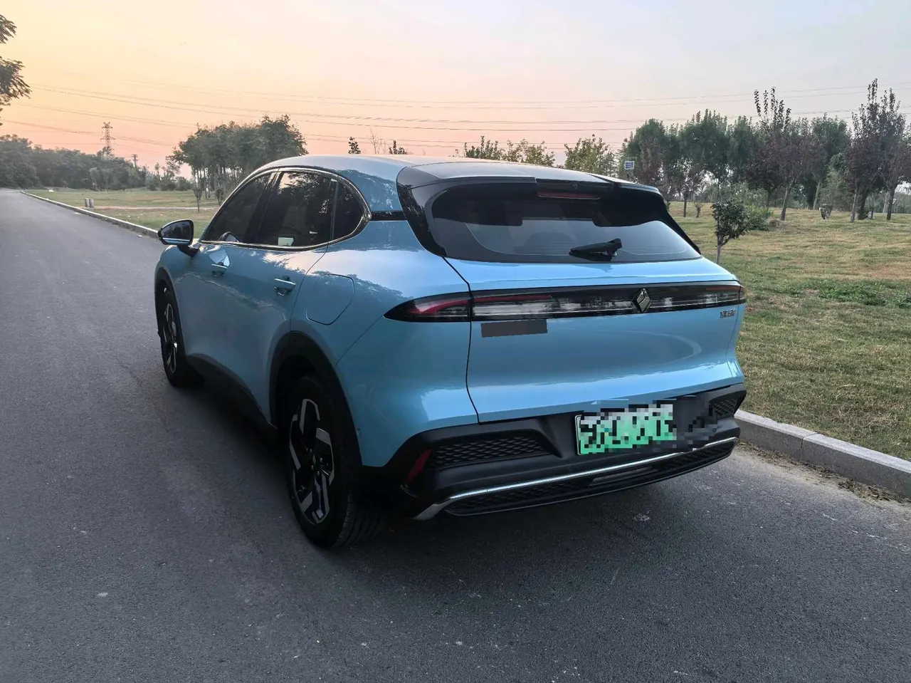 BaoJun 2024 Cloud Sea 600km Pure Electric Edition Automatic Gear 8