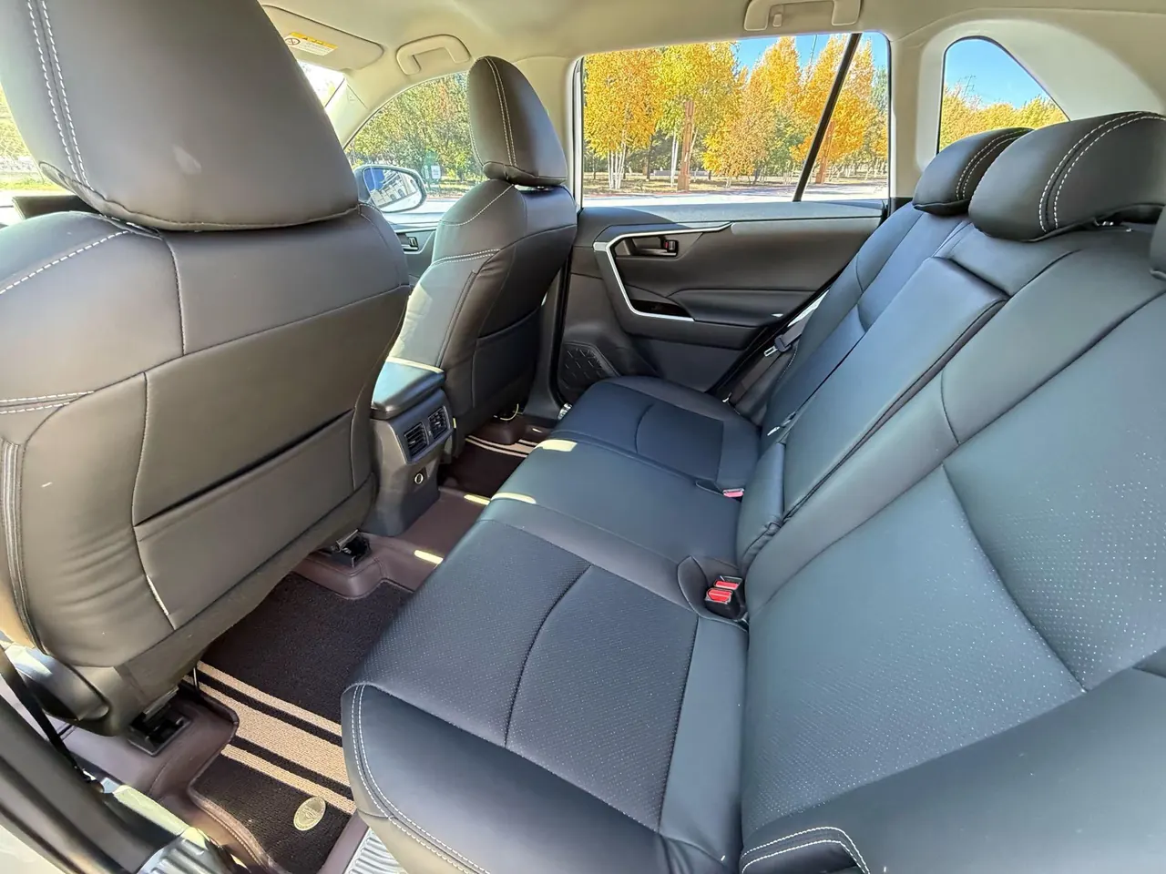 Toyota 2024 RAV4 Rongbo 2.0 Stepless Two-Drive City Edition Automatic Gear 6