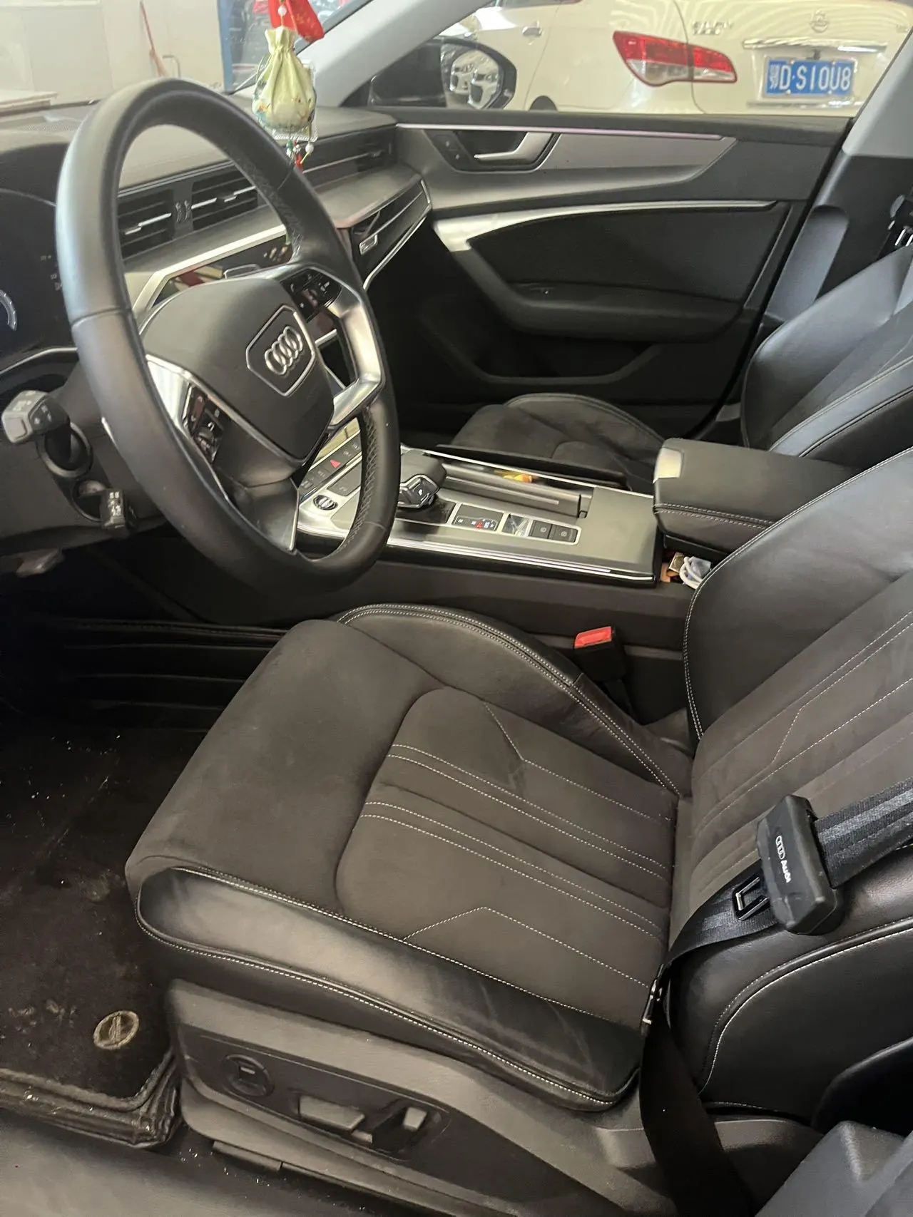 Audi 2022 A7L 2.0TFSI 45TFSI S-line Zhumeng New Edition Automatic Gear 3