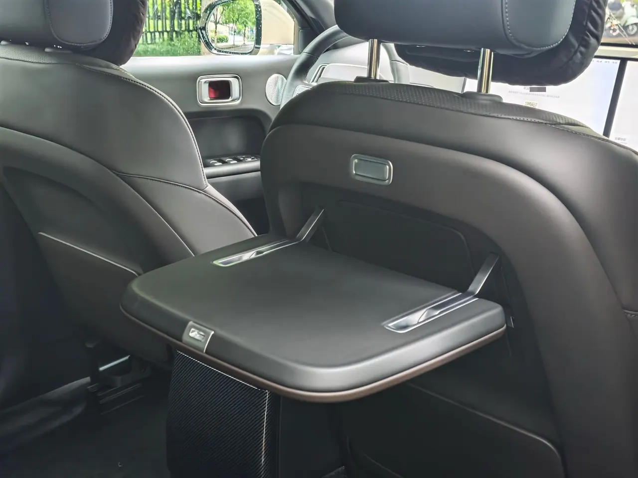 Li 2022 L9 1.5T Max Edition Automatic Gear 7