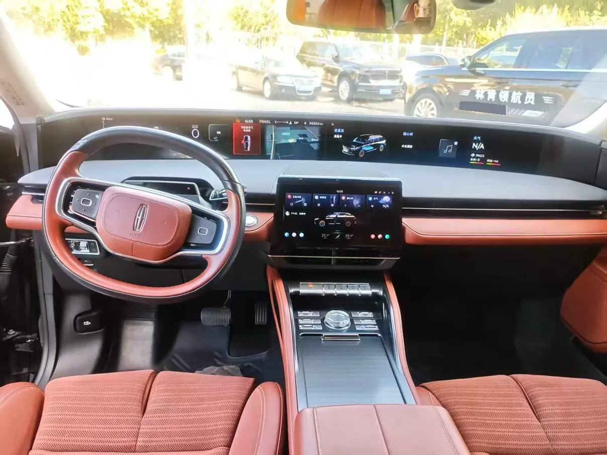 Lincoln 2023 Navigator 2.0T Stepless Four-wheel Drive Zunrui Edition Automatic Gear 2