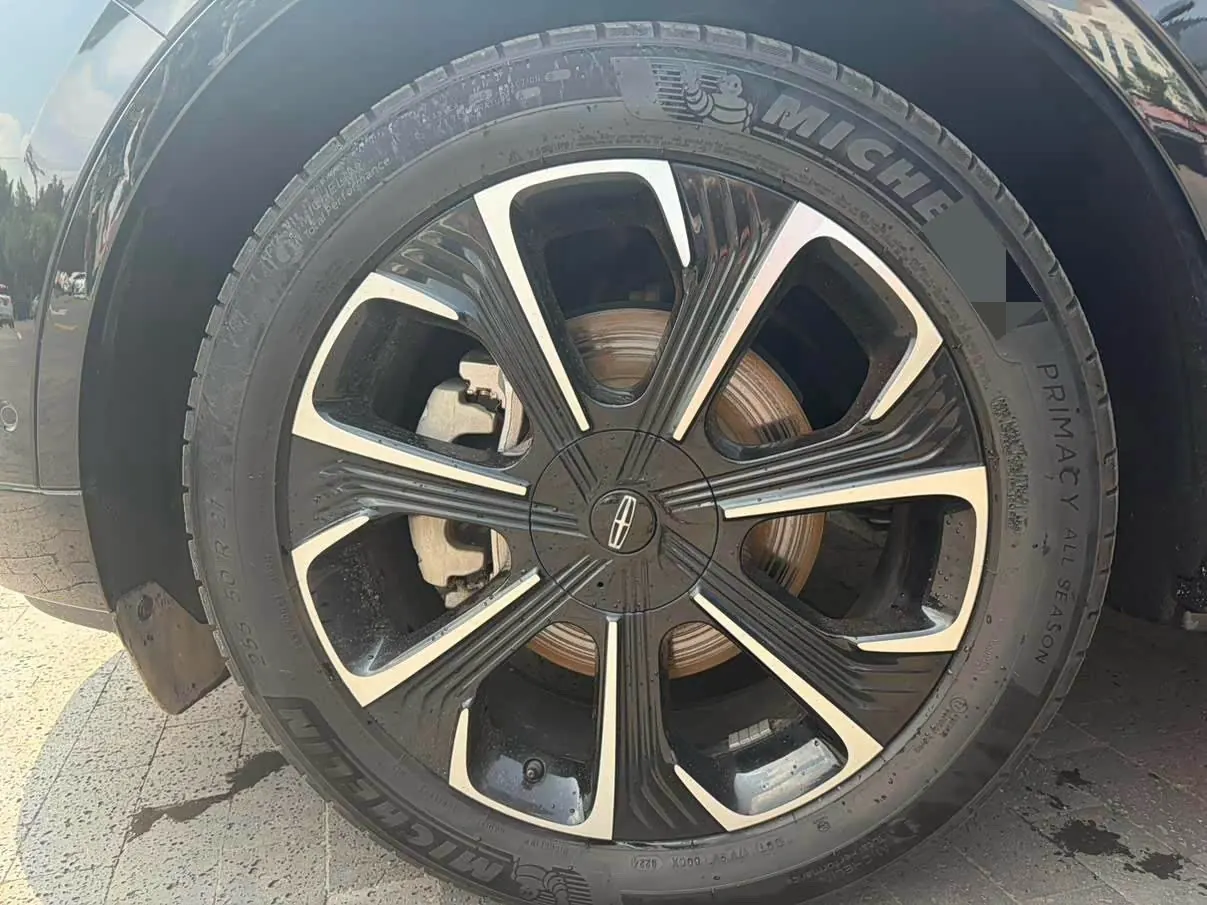 Lincoln 2023 Navigator 2.0T Stepless Four-wheel Drive Zunrui Edition Automatic Gear 7