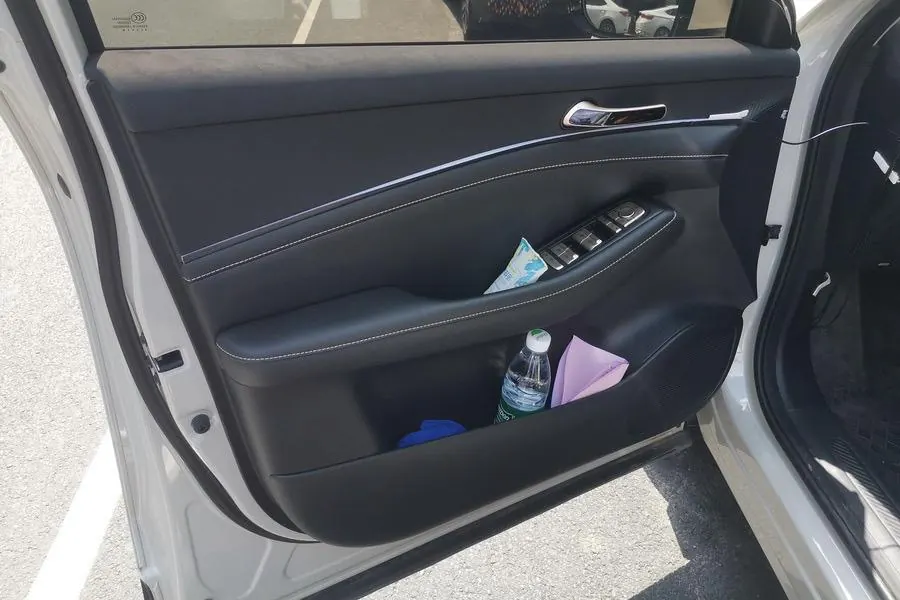 BaoJun 2024 Yunhai 1.5 stepless 140km automatic gear 8