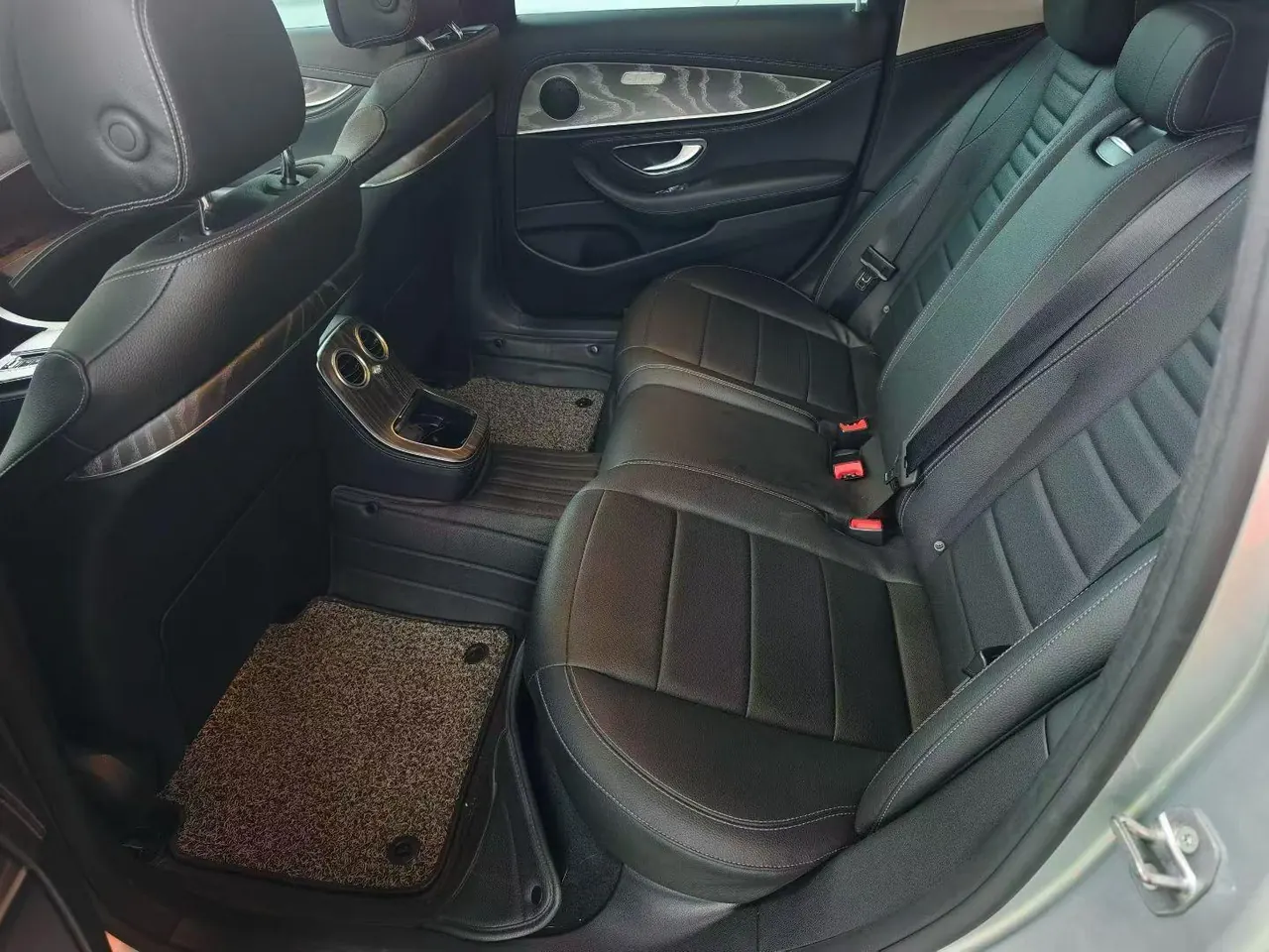 Mercedes Benz E-Class 2022 E 260 L 2.0T Sports Automatic 3