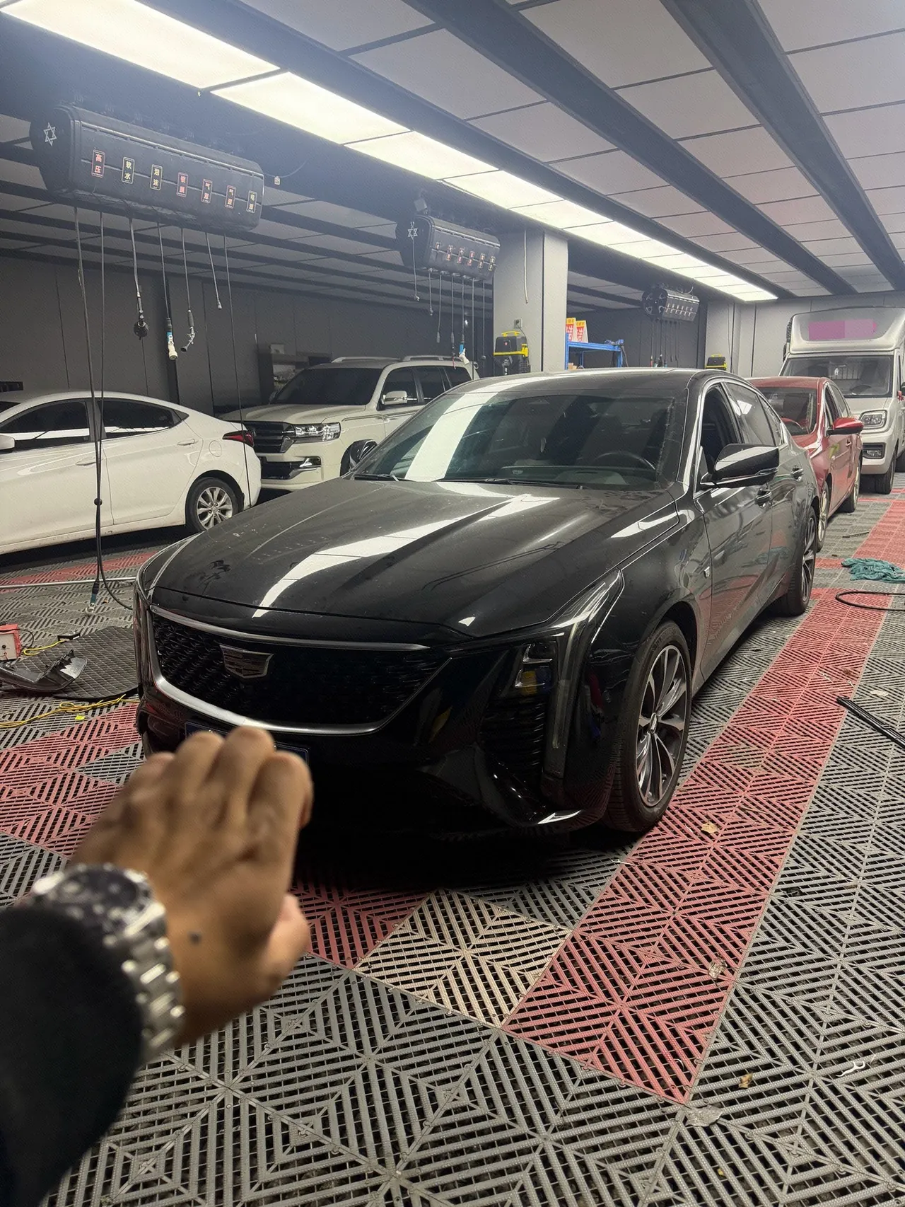 Open image lightbox: Cadillac 2025 CT5 2.0T 28T City Sports Edition Automatic Gear