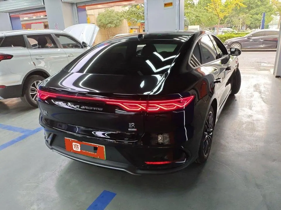 BYD 2025 Han DM-i 1.5T stepless smart driving version 125KM laser Radar flagship automatic gear 5