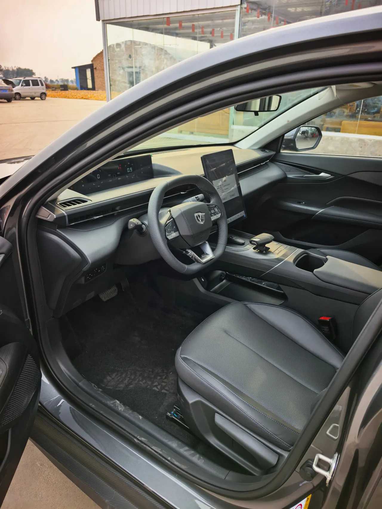 ChangAn 2025 Yidong 1.5T Blue Whale 500Bar Honorable Automatic Gear 7