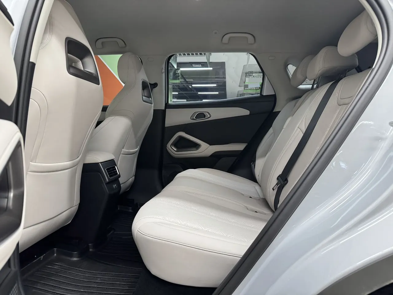 BYD 2025 Yuan UP Smart Driving 401KM Vital Automatic Gear 11