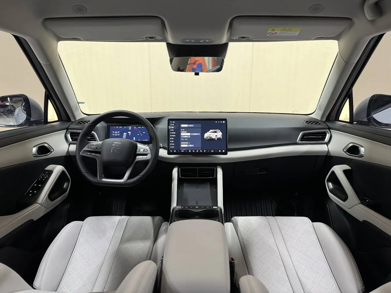 BYD 2025 Yuan UP Smart Driving 401KM Vital Automatic Gear 15