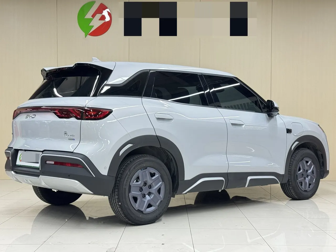 BYD 2025 Yuan UP Smart Driving 401KM Vital Automatic Gear 6