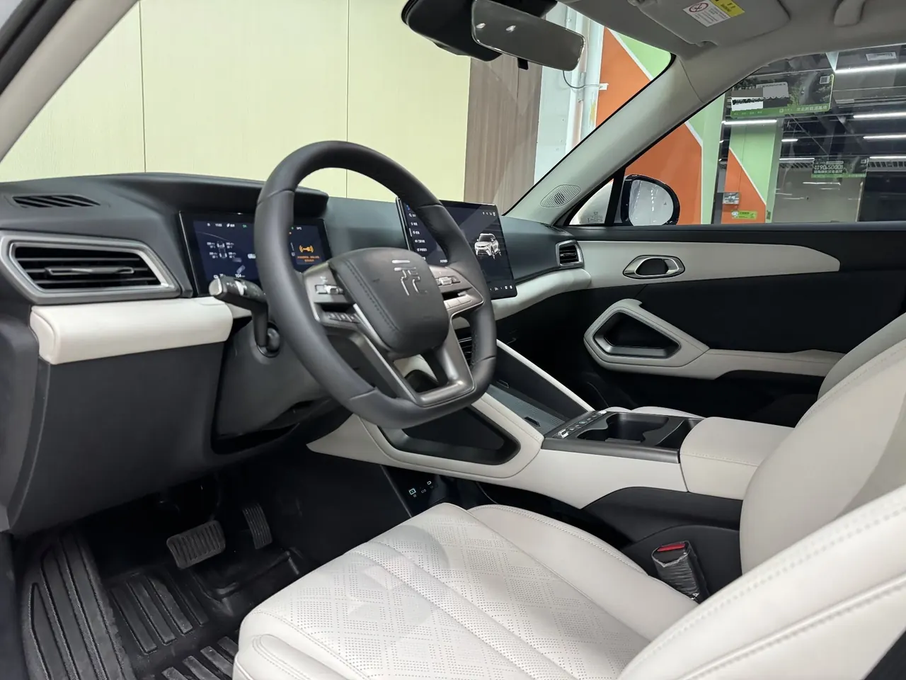 BYD 2025 Yuan UP Smart Driving 401KM Vital Automatic Gear 7