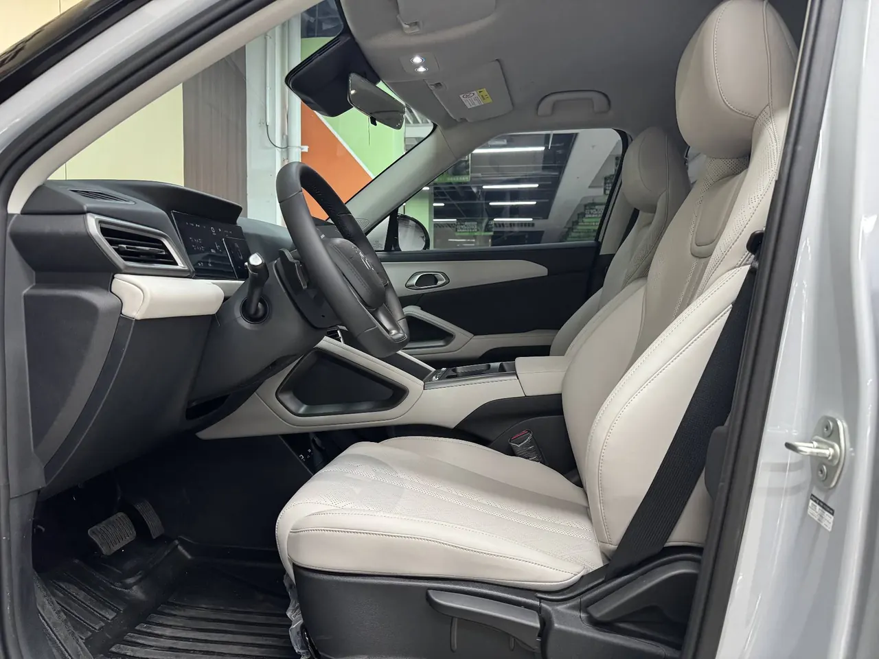 BYD 2025 Yuan UP Smart Driving 401KM Vital Automatic Gear 8