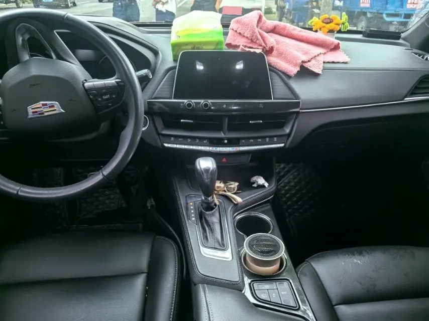 Cadillac 2020 CT4 2.0T 28T fashion automatic gear 5