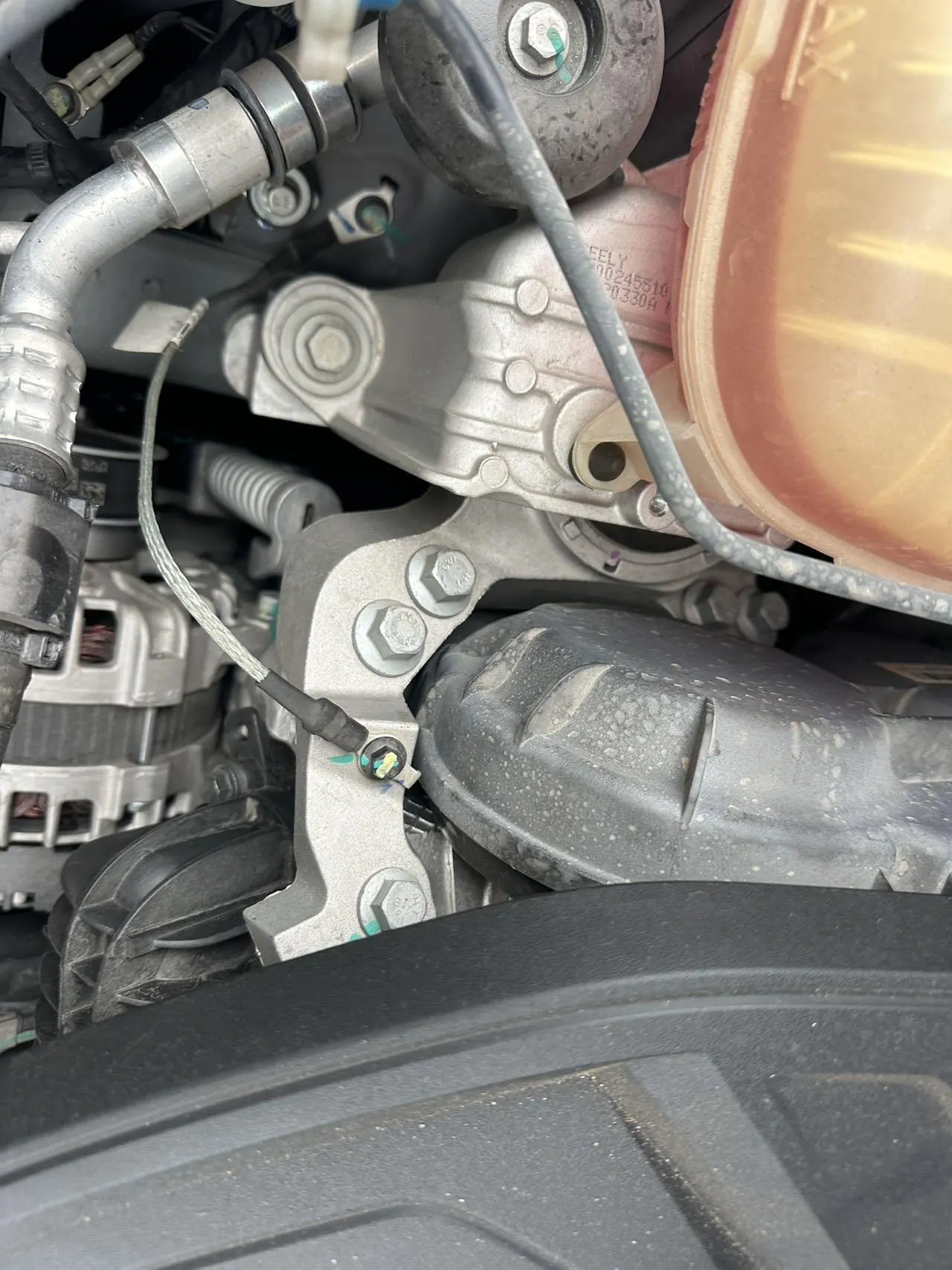 Geely 2021 xingrui 2.0T distinguished model (modified) automatic gear 10