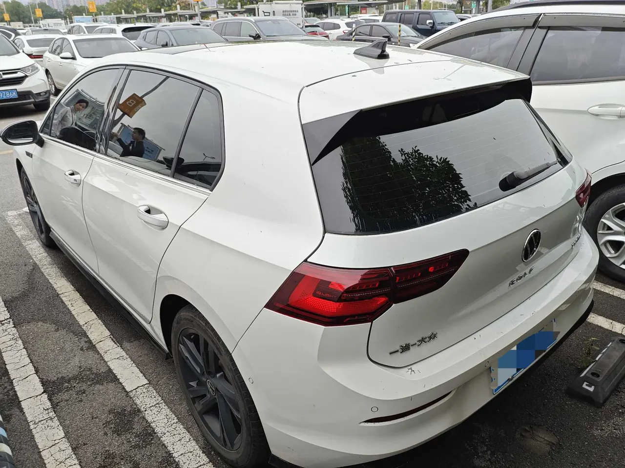 Volkswagen 2021 Golf 8 R-Line 1.4TSI 280TSI Automatic 9