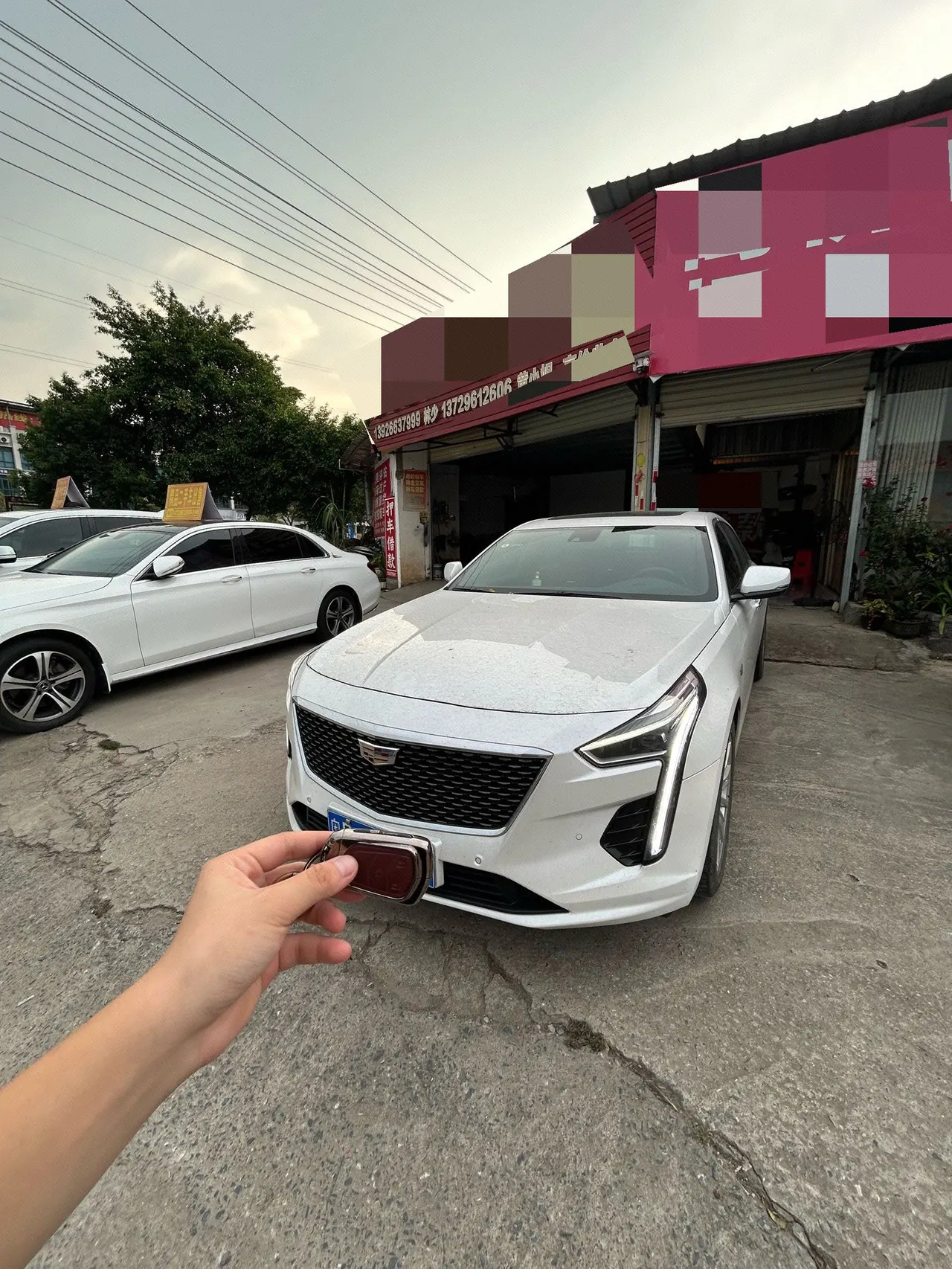 Open image lightbox: Cadillac 2021 CT6 2.0T 28T luxury sports automatic
