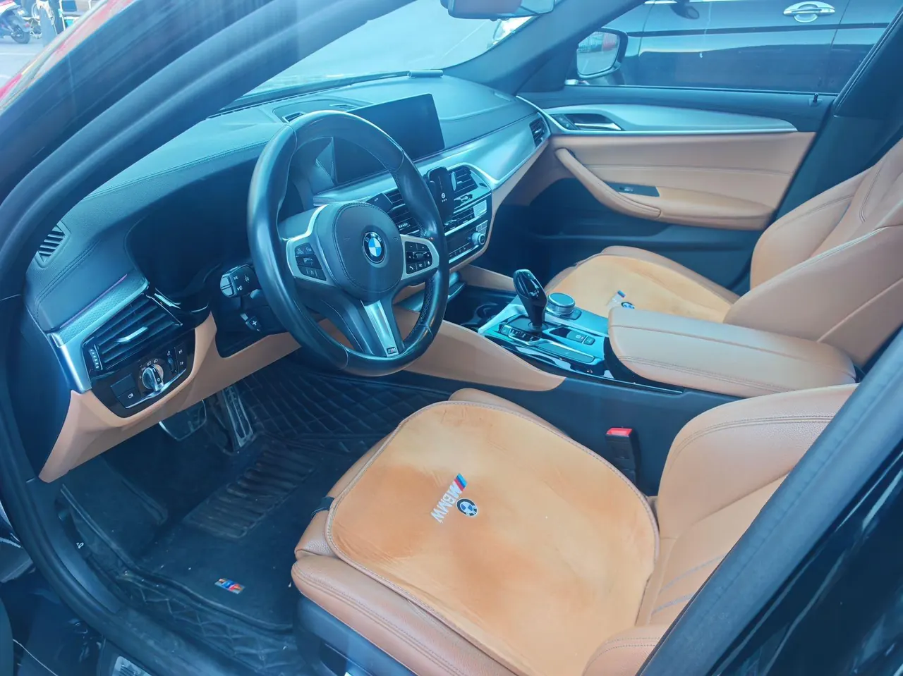 BMW 5 Series (Imported) 2020 525i 2.0T M Sports Suit Automatic Gear 3
