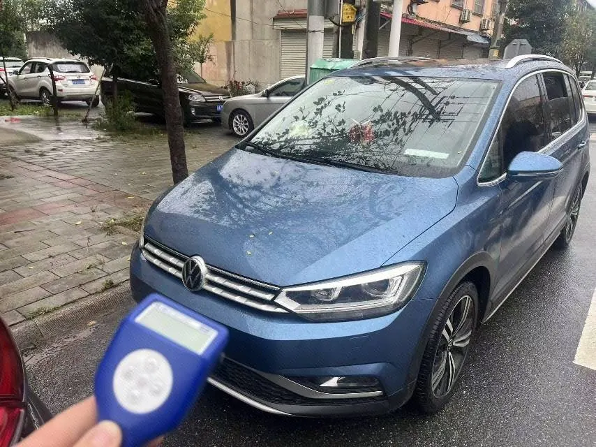 Открыть галерею: Volkswagen 2021 Touan L 1.4TSI 280TSI Extension Edition 7-seat Automatic Gear