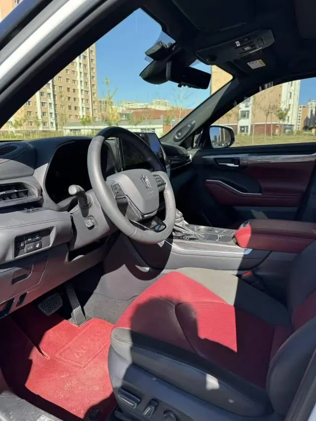 Toyota 2024 Crown Land Release HEV 2.5 Stepless Four-wheel Drive Flagship Automatic Gear 4