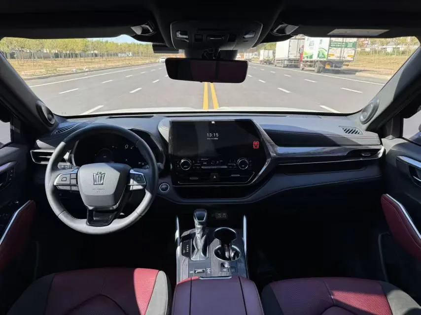 Toyota 2024 Crown Land Release HEV 2.5 Stepless Four-wheel Drive Flagship Automatic Gear 6