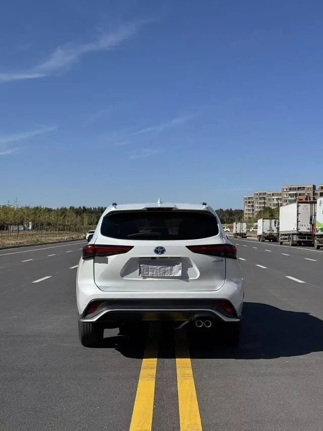 Toyota 2024 Crown Land Release HEV 2.5 Stepless Four-wheel Drive Flagship Automatic Gear 7